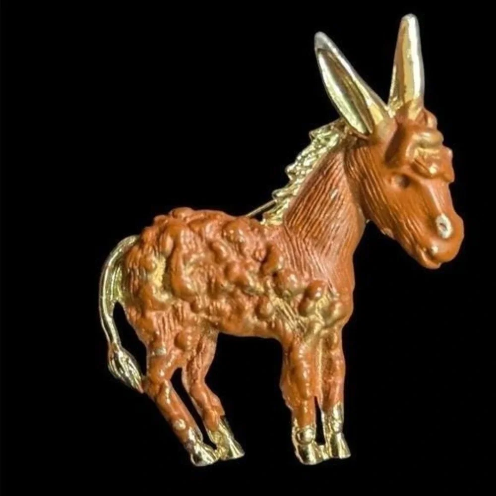 Vintage Donkey Brooch Gold Tone‎ Brown Enamel Animal Pin Mule Mascot Accessory